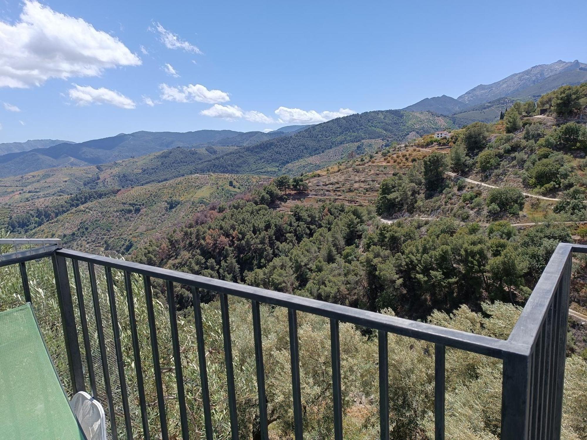 Casa Rural La Revuelta Con Las Mejores Vistas A La Naturaleza Yunquera Eksteriør bilde